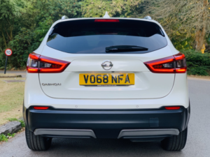 2018 Nissan Qashqai 1.5 Dci Tekna in White — image 5