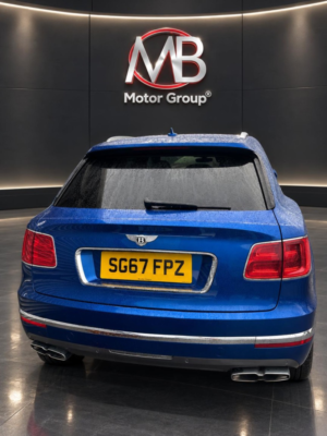 2017 Bentley Bentayga 4.0 V8 Diesel in Blue — image 5