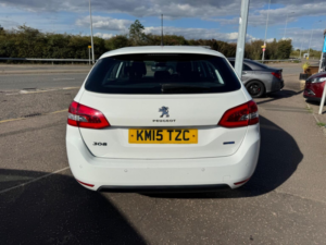 2015 Peugeot 308 Sw 1.6 Bluehdi Active Euro 6 (s/s) 5dr in White — image 4