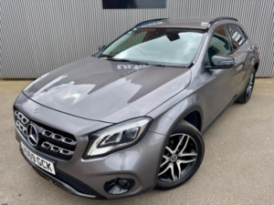 2019 Mercedes-Benz Gla 1.6 Gla180 Urban Edition 7g-Dct Euro 6 (s/s) 5dr in Grey — image 2