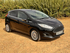 2014 Ford Fiesta 1.5 Tdci Titanium Euro 5 5dr in Black — image 4