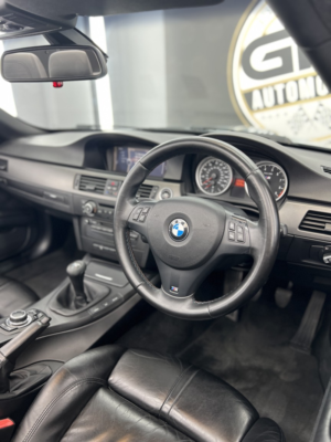 2009 BMW M3 4.0 M3 Convertible in Green — image 2