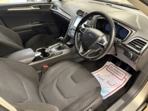 2015 Ford Mondeo 2.0 Tdci Titanium Estate 5dr Diesel Manual Euro 6 (s/s) (180 Ps) in Multicolour — image 5