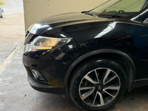 2014 Nissan X-Trail 1.6 Dci N-Tec Xtron Euro 5 (s/s) 5dr in Black — image 3