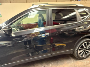 2014 Nissan X-Trail 1.6 Dci N-Tec Xtron Euro 5 (s/s) 5dr in Black — image 4