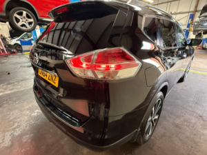 2014 Nissan X-Trail 1.6 Dci N-Tec Xtron Euro 5 (s/s) 5dr in Black — image 6