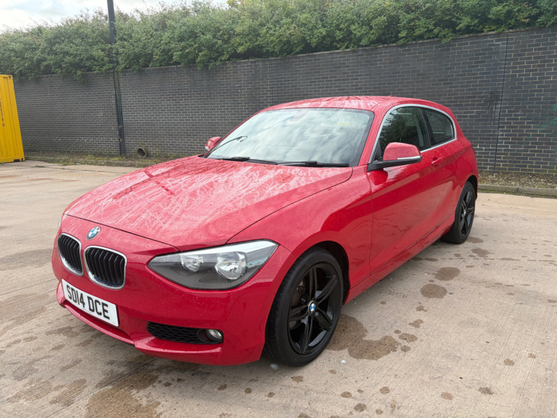 2014 BMW 1 Series 1.6 114i Sport Hatchback 3dr Petrol Manual Euro 6 (s/s) (102 Ps) in Red — image 1
