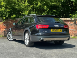 2012 Audi A6 Allroad 3.0 Tdi V6 S Tronic Quattro Euro 5 (s/s) 5dr in Black — image 2
