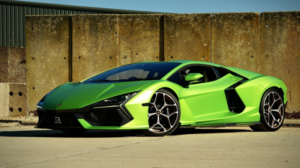 2024 Lamborghini Revuelto 6.5 V12 Hpev 3.8kwh in Green — image 5