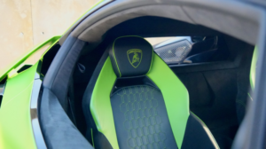 2024 Lamborghini Revuelto 6.5 V12 Hpev 3.8kwh in Green — image 6