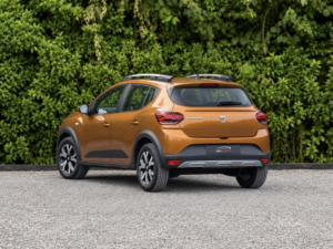 2022 Dacia Sandero Stepway 1.0 Stepway Prestige Tce 90 My21.5 in Orange — image 3