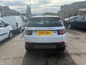 2019 Land Rover Discovery Sport 2.0 Td4 Landmark SUV 5dr Diesel Auto 4WD Euro 6 (s/s) (180 Ps) in White — image 4