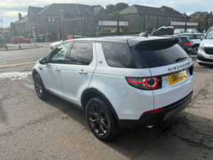 2019 Land Rover Discovery Sport 2.0 Td4 Landmark SUV 5dr Diesel Auto 4WD Euro 6 (s/s) (180 Ps) in White — image 5
