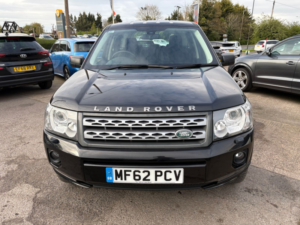 2012 Land Rover Freelander 2 2.2 Td4 Gs SUV 5dr Diesel Commandshift 4WD Euro 5 (150 Ps) in Black — image 2
