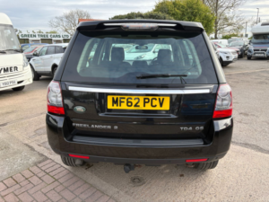 2012 Land Rover Freelander 2 2.2 Td4 Gs SUV 5dr Diesel Commandshift 4WD Euro 5 (150 Ps) in Black — image 6