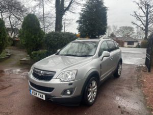 2014 Vauxhall Antara 2.2 Cdti Se in Silver — image 3