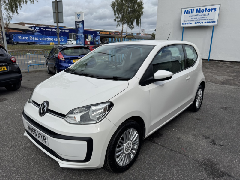 2016 Volkswagen Up! 1.0 Move Up! in White — image 1