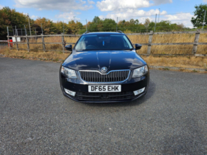 2015 Skoda Octavia 1.6 Tdi Se L DSG Euro 6 (s/s) 5dr in Black — image 3