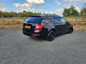 2015 Skoda Octavia 1.6 Tdi Se L DSG Euro 6 (s/s) 5dr in Black — image 6