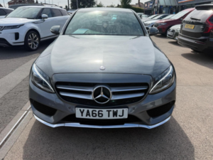 2016 Mercedes-Benz C Class 2.1 C220d Amg Line G-Tronic+ 4matic Euro 6 (s/s) 4dr in Grey — image 3
