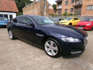 2017 Jaguar Xf 2.0 D Portfolio in Blue — image 2