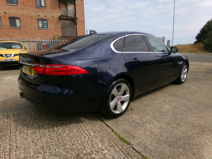 2017 Jaguar Xf 2.0 D Portfolio in Blue — image 4