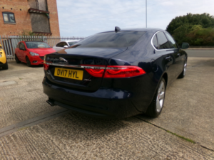 2017 Jaguar Xf 2.0 D Portfolio in Blue — image 5