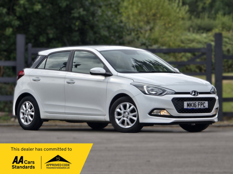 2016 Hyundai I20 1.2 Blue Drive Se Hatchback 5dr Petrol Manual Euro 6 (s/s) (84 Ps) in White — image 1