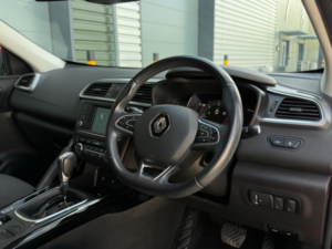 2016 Renault Kadjar 1.5 Dci Dynamique Nav Edc Euro 6 (s/s) 5dr in Red — image 2