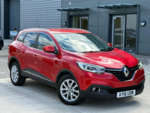 2016 Renault Kadjar 1.5 Dci Dynamique Nav Edc Euro 6 (s/s) 5dr in Red — image 5