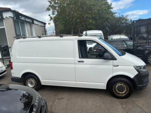 2016 Volkswagen Transporter 2.0 Tdi T28 Bluemotion Tech Startline Panel Van 5dr Diesel Manual Fwd Swb Euro 6 (s/s) (102 Ps) in White — image 2