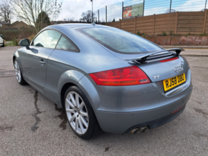 2008 Audi Tt 2.0 Tdi in Grey — image 5
