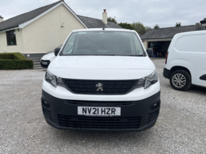 2021 Peugeot Partner 1.5 Bluehdi 1000 Professional in White — image 2