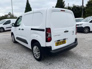 2021 Peugeot Partner 1.5 Bluehdi 1000 Professional in White — image 6