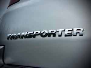 2013 Volkswagen Transporter 2.0 Bitdi T32 Trendline Kombi DSG 4motion L3 H1 4dr in Silver — image 4