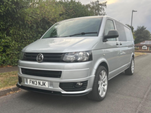 2013 Volkswagen Transporter 2.0 Bitdi T32 Trendline Kombi DSG 4motion L3 H1 4dr in Silver — image 5