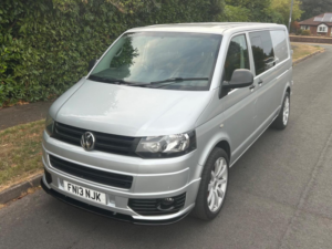 2013 Volkswagen Transporter 2.0 Bitdi T32 Trendline Kombi DSG 4motion L3 H1 4dr in Silver — image 6