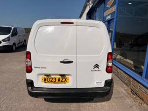 2023 Citroen Berlingo 1.5 Bluehdi 1000 Enterprise Edition M Panel Van 5dr Diesel Manual Swb Euro 6 100 Ps in White — image 5
