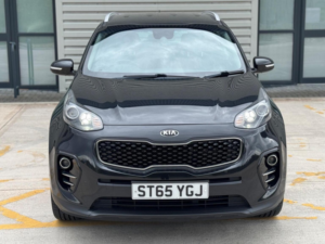 2016 Kia Sportage 1.7 Crdi 3 Euro 6 (s/s) 5dr in Black — image 6