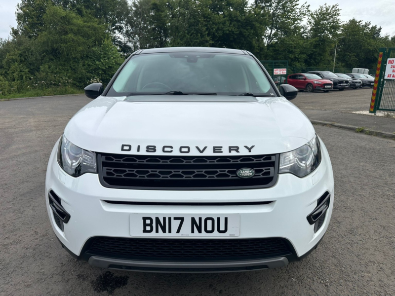 2017 Land Rover Discovery Sport 2.0 Td4 Hse Black in White — image 1