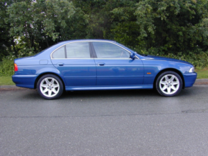 2003 BMW 5 Series Ref 8781 - Sale Agreed Awaiting Uk Registration - BMW E39 530 3.0 Auto Individual 20th Japan Edition in Blue — image 2