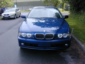 2003 BMW 5 Series Ref 8781 - Sale Agreed Awaiting Uk Registration - BMW E39 530 3.0 Auto Individual 20th Japan Edition in Blue — image 4