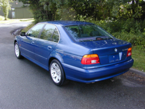 2003 BMW 5 Series Ref 8781 - Sale Agreed Awaiting Uk Registration - BMW E39 530 3.0 Auto Individual 20th Japan Edition in Blue — image 6