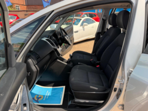 2017 Hyundai Ix20 1.4 Blue Drive Premium Nav Euro 6 (s/s) 5dr in Silver — image 4