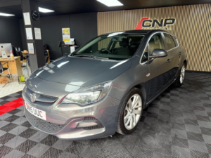 2015 Vauxhall Astra 1.6i Tech Line Gt Hatchback 5dr Petrol Manual Euro 6 (115 Ps) in Grey — image 6