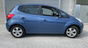 2014 Kia Venga 1.6 Ecodynamics 3 in Blue — image 2