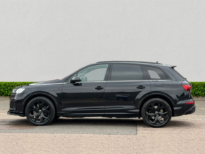2020 Audi Q7 3.0 Tfsie V6 55 S Line SUV 5dr Petrol Plug-In Hybrid Tiptronic Quattro Euro 6 (s/s) 14.1kwh (381 Ps) in Black — image 4