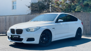 2013 BMW 5 Series Gran Turismo 2.0 520d M Sport Gt in White — image 3