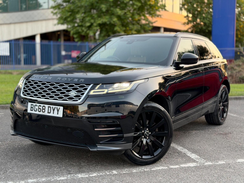 2018 Land Rover Range Rover Velar 2.0 D180 R-Dynamic Hse Auto 4WD Euro 6 (s/s) 5dr in Black — image 1