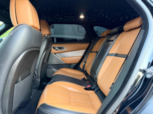 2018 Land Rover Range Rover Velar 2.0 D180 R-Dynamic Hse Auto 4WD Euro 6 (s/s) 5dr in Black — image 2